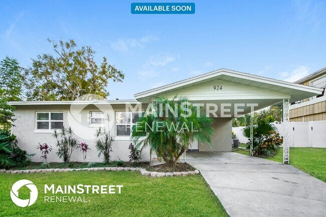 property at 924 Ave T SE