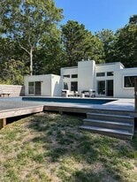 14 Park Cir in Quogue, NY - Building Photo