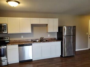 418 8th StApt, Unit 301 in Breckenridge, MN - Building Photo - Building Photo