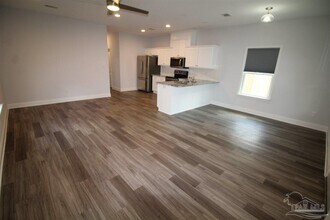2018 W Gregory St in Pensacola, FL - Building Photo - Building Photo