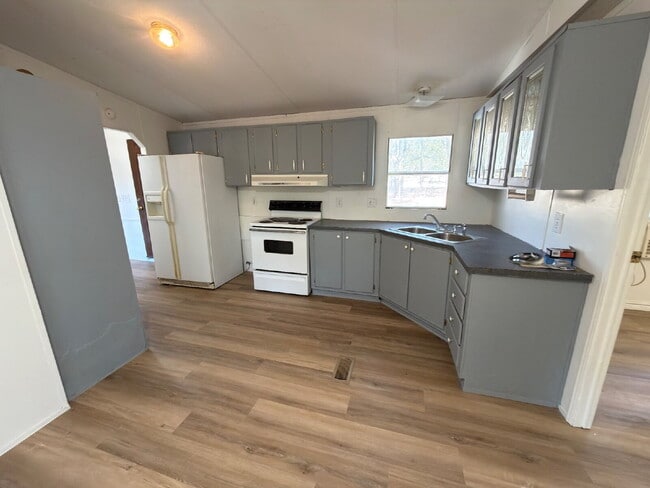 509 Harmons Way in San Marcos, TX - Building Photo - Building Photo