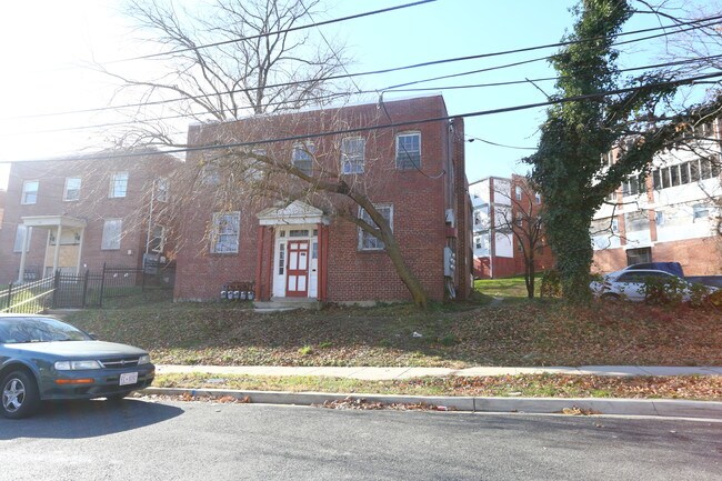 3035 30th St SE in Washington, DC - Building Photo - Building Photo