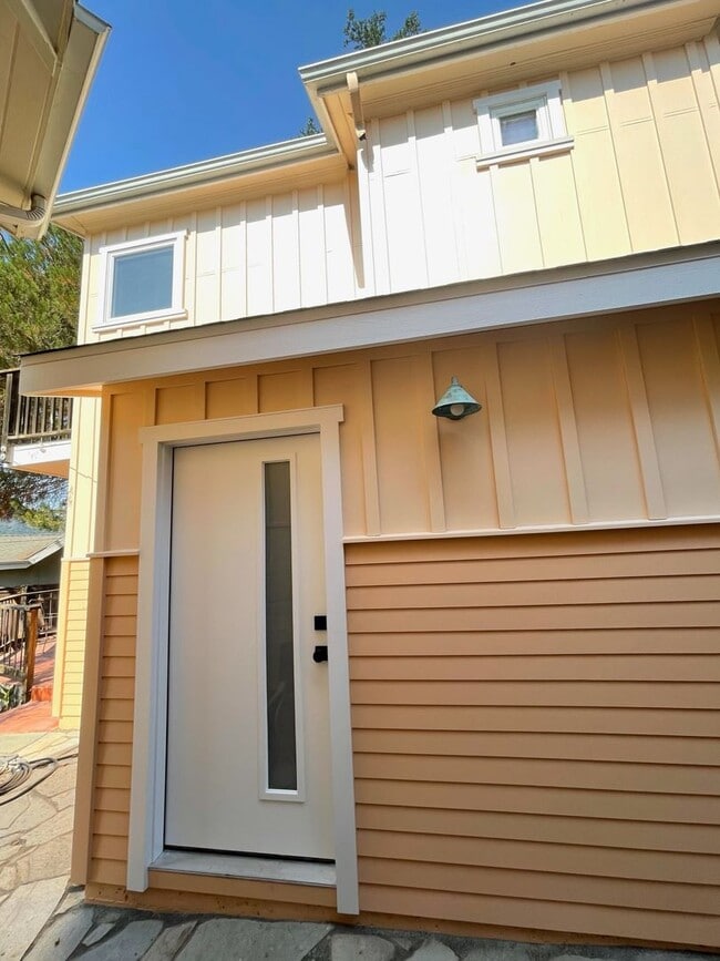 property at 167 Kentucky St