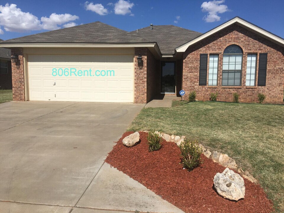 6804 7th St in Lubbock, TX - Building Photo