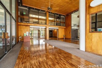 2724 Kahoaloha Ln in Honolulu, HI - Building Photo - Building Photo