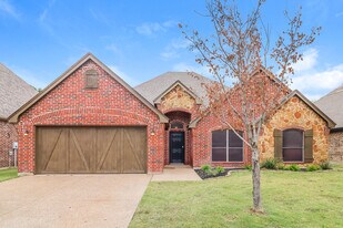 330 Spyglass Dr in Willow Park, TX - Building Photo
