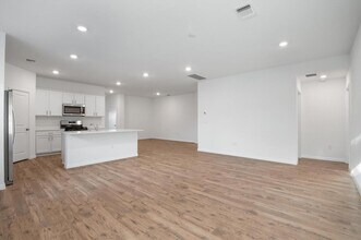 1936 Lazy Grv Bnd in Leander, TX - Building Photo - Building Photo