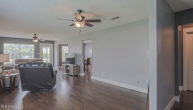 4117 Silverwood Dr in Ocean Springs, MS - Building Photo - Building Photo