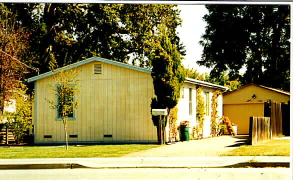 1923 Jefferson Ave in Redwood City, CA - Building Photo - Building Photo