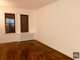 WEST 22 STREET, Unit 5K in New York, NY - Building Photo