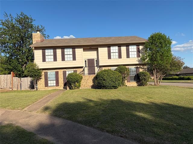 property at 7302 Elderberry Cir