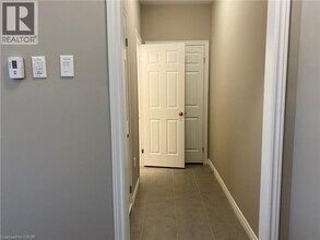 4 Wheat Ln. in Kitchener, ON - Building Photo - Building Photo