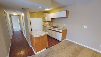 Mountain Valley Properties -Carbondale in Carbondale, IL - Building Photo - Building Photo