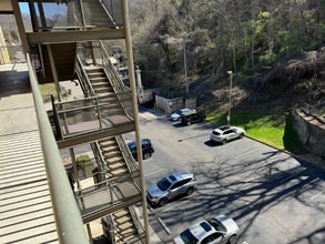 3001 River Towne Way in Knoxville, TN - Building Photo - Building Photo