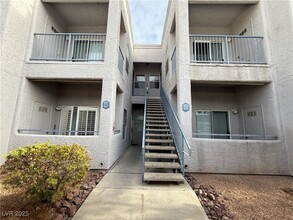 2201 Ramsgate Dr in Henderson, NV - Building Photo - Building Photo