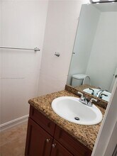 1300 Moffett St in Hallandale Beach, FL - Building Photo - Building Photo