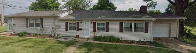 property at 2716 Bailey St NW