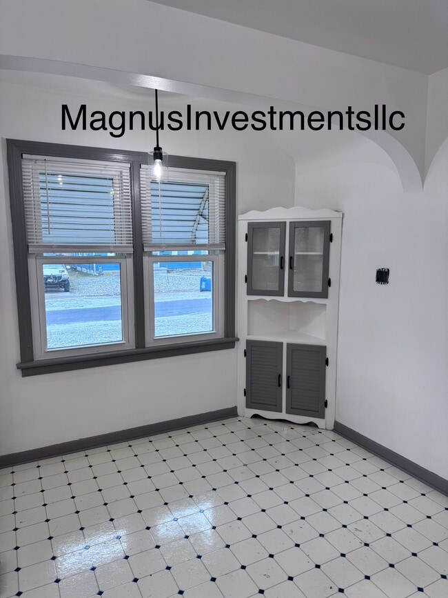 1009 Broer Ave in Toledo, OH - Building Photo - Building Photo