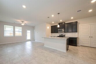 17478 Buckeye Br in Shenandoah, TX - Building Photo - Building Photo