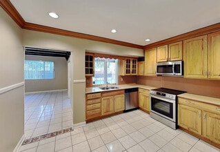 5537 Primrose Ln in Jacksonville, FL - Foto de edificio - Building Photo