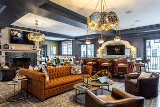 Camden in New Albany, OH - Building Photo - Interior Photo
