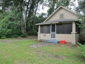 720 NW 22nd Ave in Gainesville, FL - Building Photo