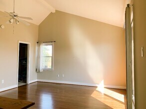 92 N Bedford St in Arlington, VA - Foto de edificio - Building Photo