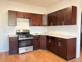 379 S 20th St, Unit 2R in Newark, NJ - Building Photo