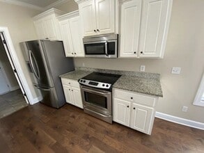 110 Bluffton Rd in Dothan, AL - Foto de edificio - Building Photo