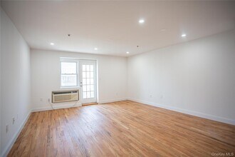 10 Franklin Blvd in Long Beach, NY - Building Photo - Building Photo
