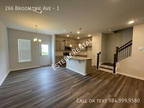 266 Broomside Ave in Garner, NC - Building Photo - Building Photo