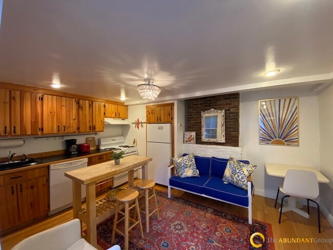 property at 11 William St