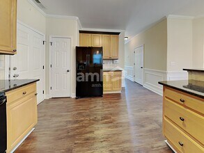 483 Quick Silver Dr in Winston-Salem, NC - Building Photo - Building Photo