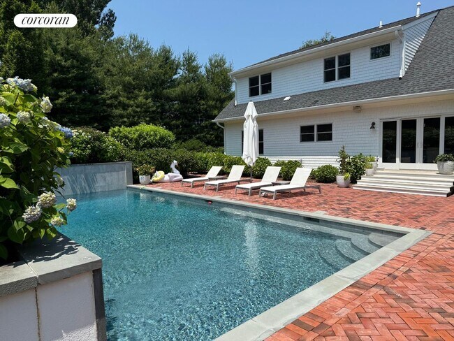 property at 20 Sunshine Rd