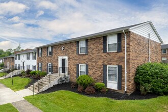 Village of Cross Creek in Florence, KY - Building Photo - Building Photo