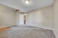 20758 E Princeton Ln in Aurora, CO - Foto de edificio - Building Photo