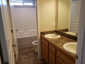 1541 Derby St, Unit #1 in Klamath Falls, OR - Building Photo - Building Photo