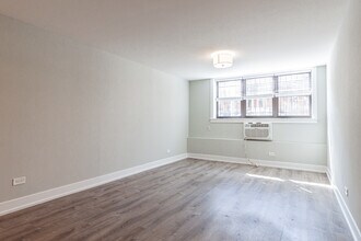 454 W Barry Ave, Unit B in Chicago, IL - Building Photo - Building Photo