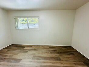 201 Ladera St in Santa Barbara, CA - Foto de edificio - Building Photo
