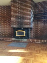 5170 NE Willamette Ave in Adair Village, OR - Foto de edificio - Building Photo