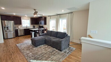 3108 1/2 Hickory Rd in Raleigh, NC - Building Photo - Building Photo