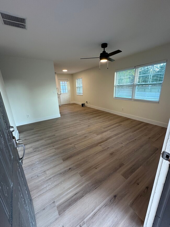 3111 W Spruce St in Tampa, FL - Building Photo - Building Photo