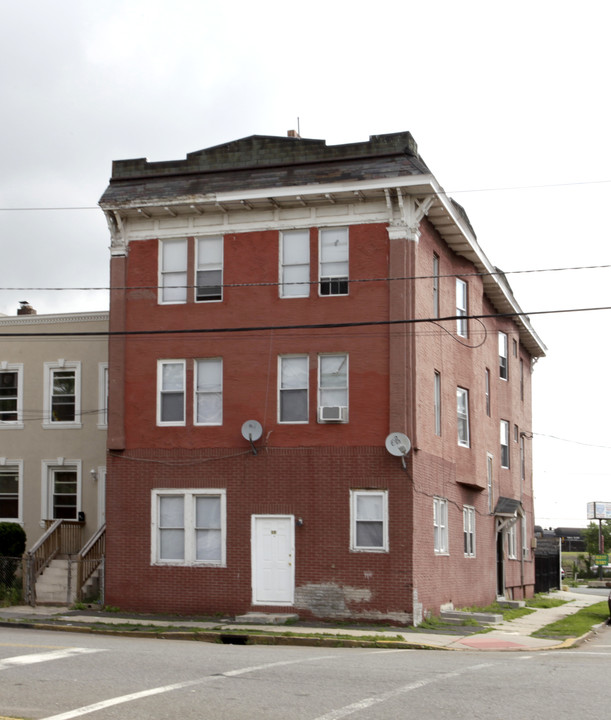 601 Magnolia Ave in Elizabeth, NJ - Building Photo