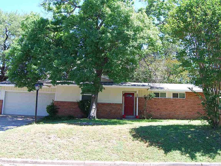 4309 Shady Glen Dr in Waco, TX - Building Photo