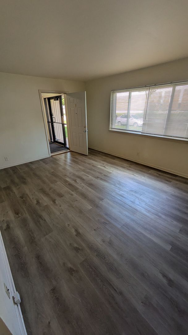 property at 5773 N 94th St