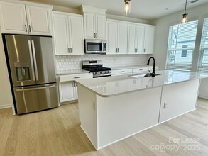 1609 Blanche St in Charlotte, NC - Building Photo - Building Photo