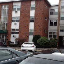 11 Commonwealth Ct, Unit 6 in Boston, MA - Building Photo