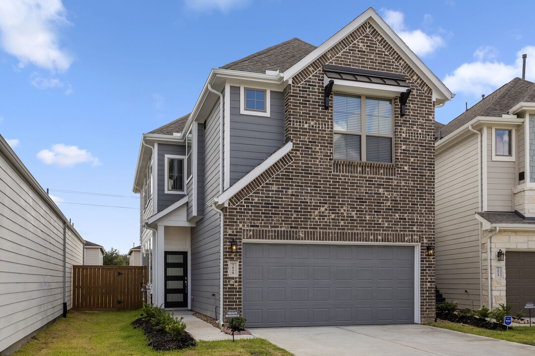 7818 Starfish Arbor Dr in Cypress, TX - Building Photo