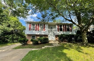 8729 36th Ave in College Park, MD - Building Photo