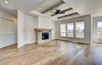 490 S Steephead Ln in Eagle, ID - Building Photo - Building Photo
